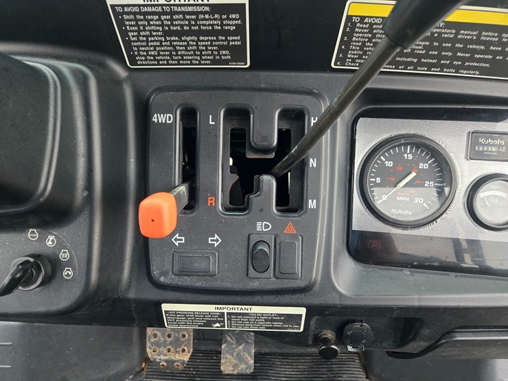 2006-kubota-rtv900-image-36