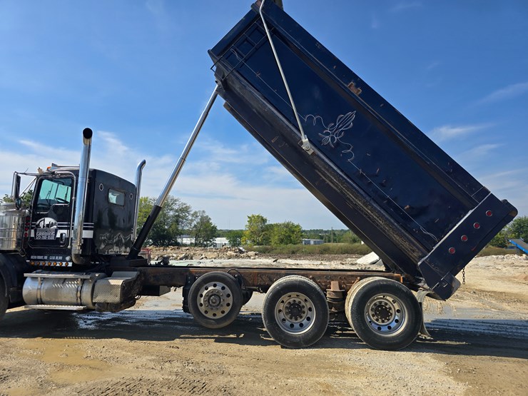 #21305-•-2003-kenworth-dump-truck-image-52