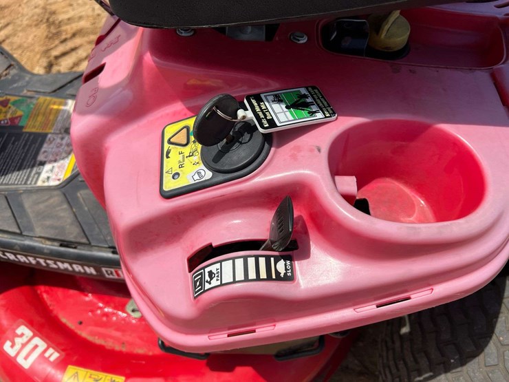 craftsman-r110-30"-riding-lawn-mower-image-11