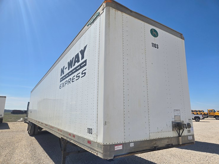 2011-great-dane-van-trailer-image-1