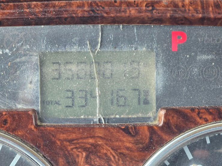 #22589-•-2006-mack-cv713-granite-roll-off-garbage-truck-image-56