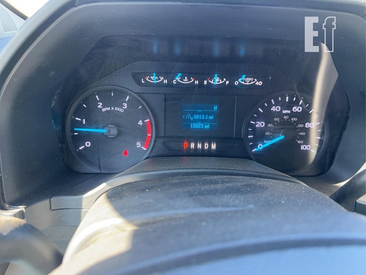 2021-ford-f350-xl-image-9