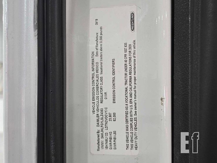 2020-freightliner-cascadia-126-image-28