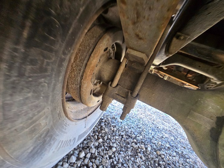 1997-ford-f700-image-68