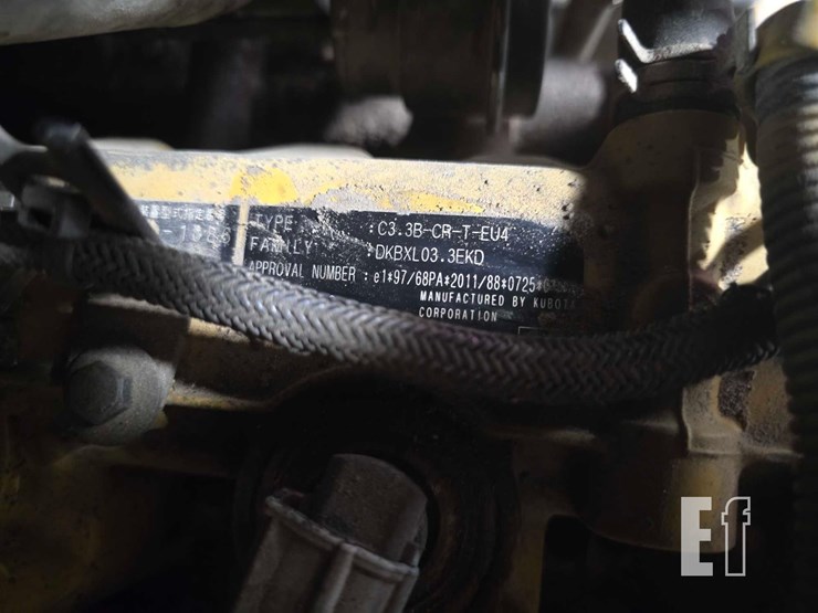 2015-caterpillar-259d-image-23