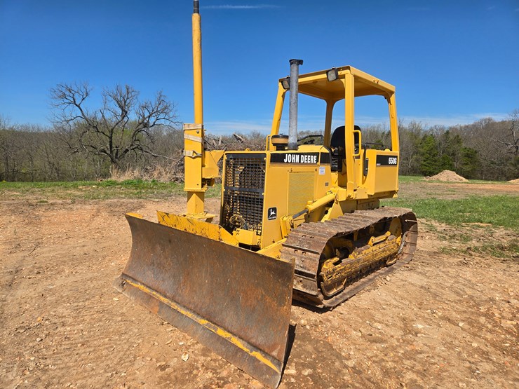 1998-deere-650g-image-1