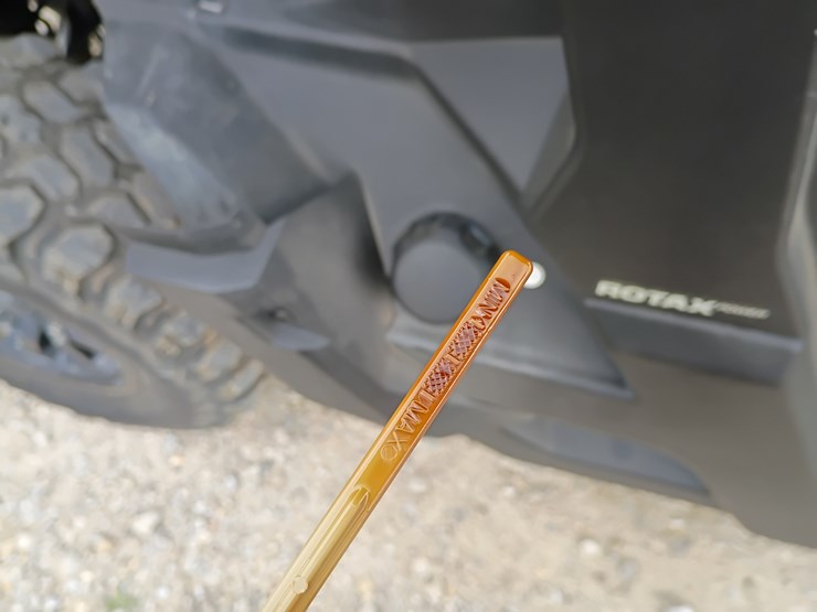 2022-can-am-defender-hd9-image-23