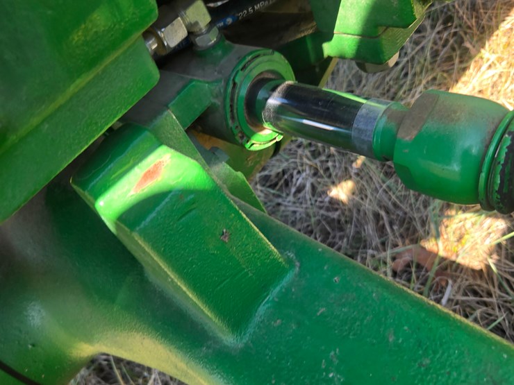 2019-john-deere-5100e-image-61