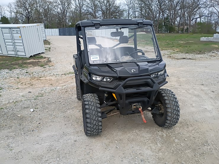 2022-can-am-defender-hd9-image-14