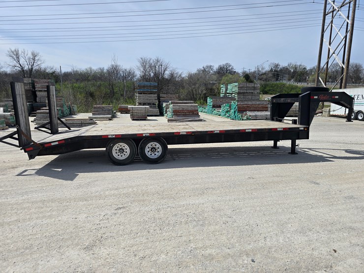 #22628-•-2005-bales-gooseneck-trailer-image-15