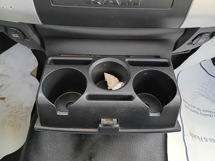 2012-dodge-1500-image-43