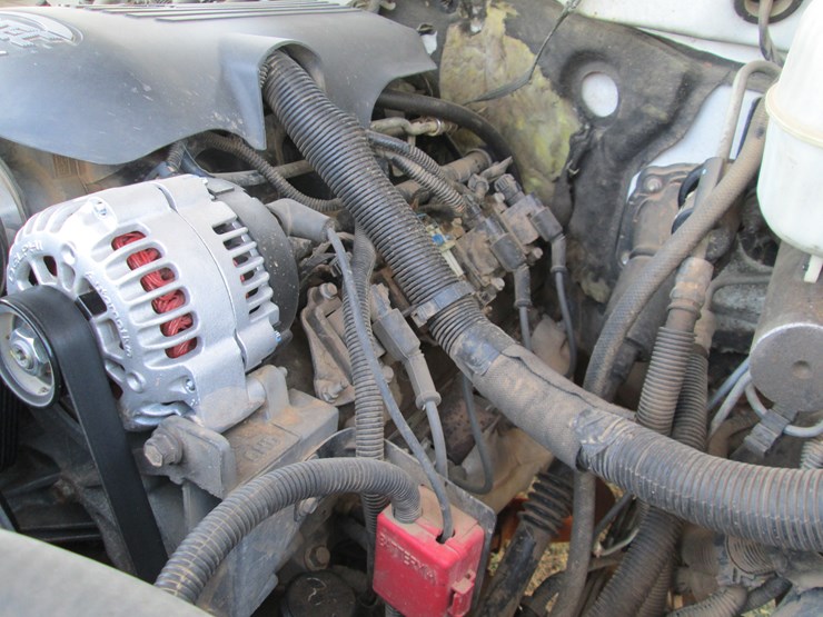 2004-chevrolet-2500hd-image-21