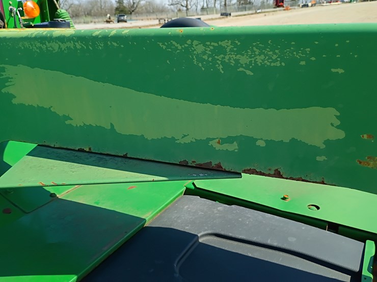 2013-john-deere-630-image-43