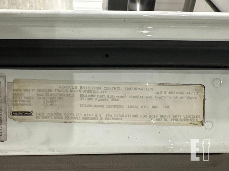 2014-freightliner-cascadia-125-image-36
