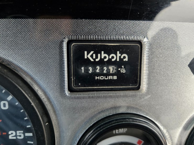 2006-kubota-rtv900-image-34
