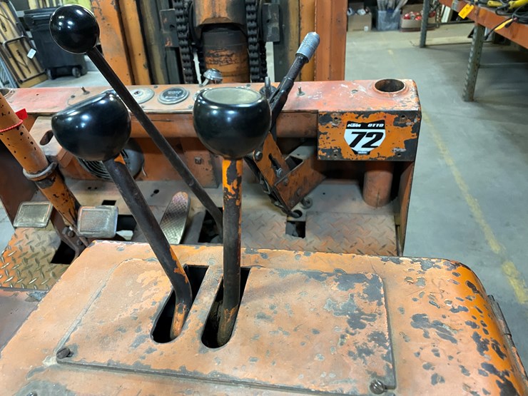 #1466-•-yale-5000-lb-lift-capacity-forklift-(pr4)-image-24