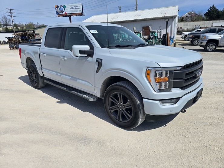 2022-ford-f150-image-16