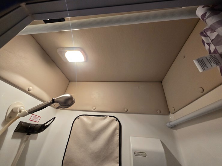 2017-western-star-5700xe-image-80