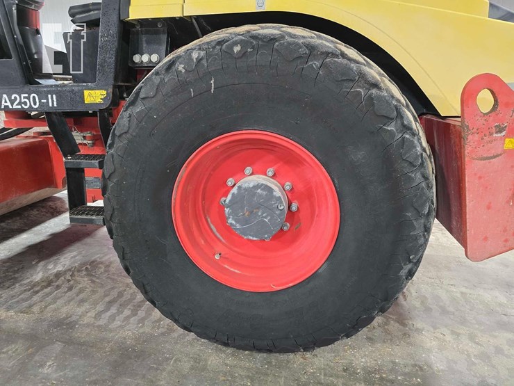 2011-dynapac-ca250d-ii-image-22