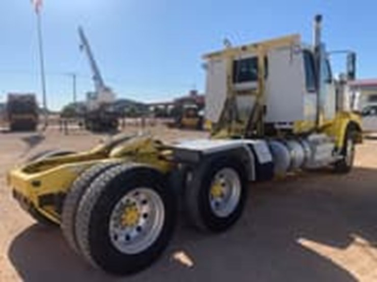 2012-western-star-4900-image-8