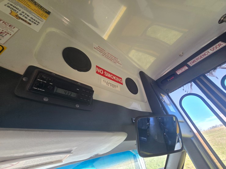 #22618-•-2008-ford-econoline-van-image-41