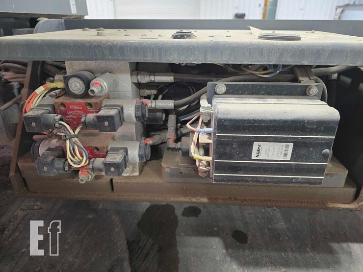 2017-skyjack-sjiii3226-image-14