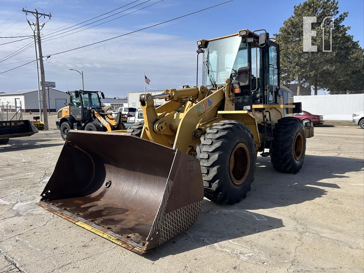 2000-caterpillar-938g-image-8