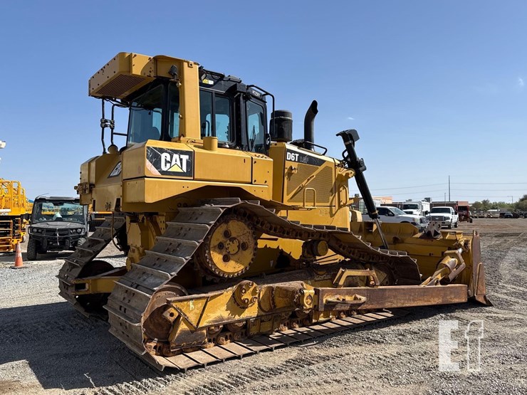 2016-caterpillar-d6t-lgp-image-3