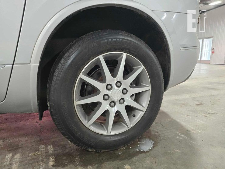 2016-buick-enclave-image-21