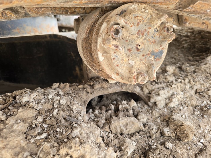 2013-caterpillar-324el-image-54