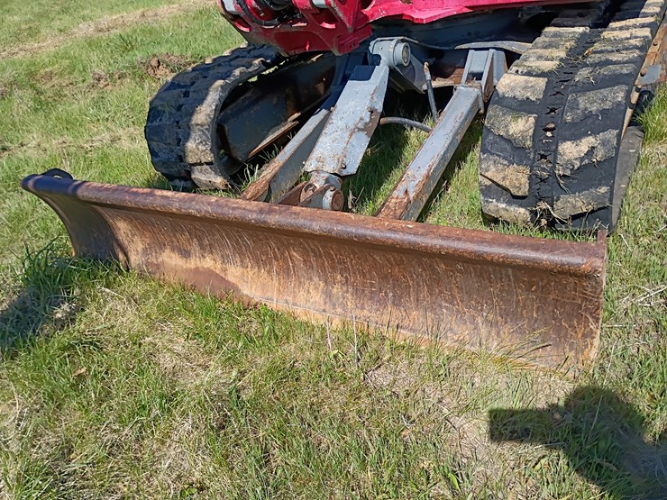 2011-takeuchi-tb285-image-46