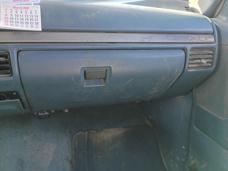 1995-ford-f250-image-38