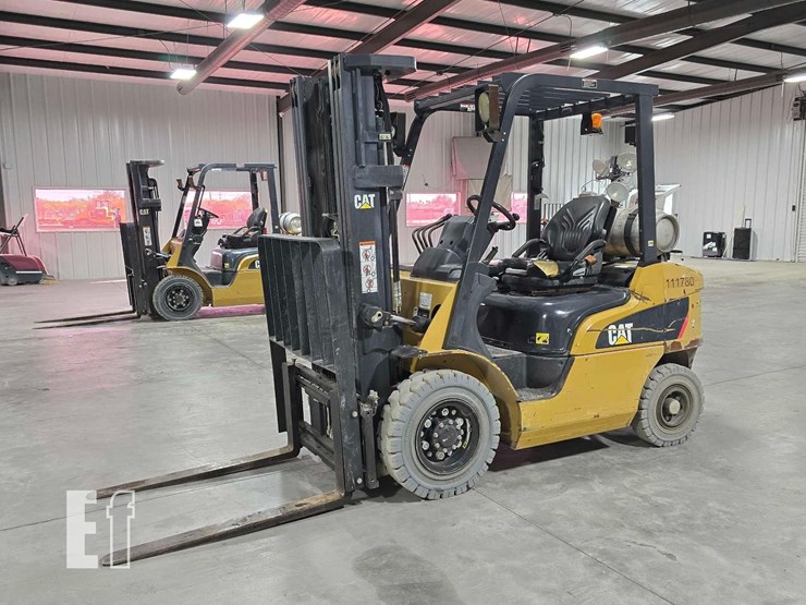 2019-caterpillar-gp25n-image-1