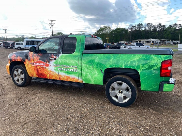 2009-chevrolet-silverado-1500-image-2