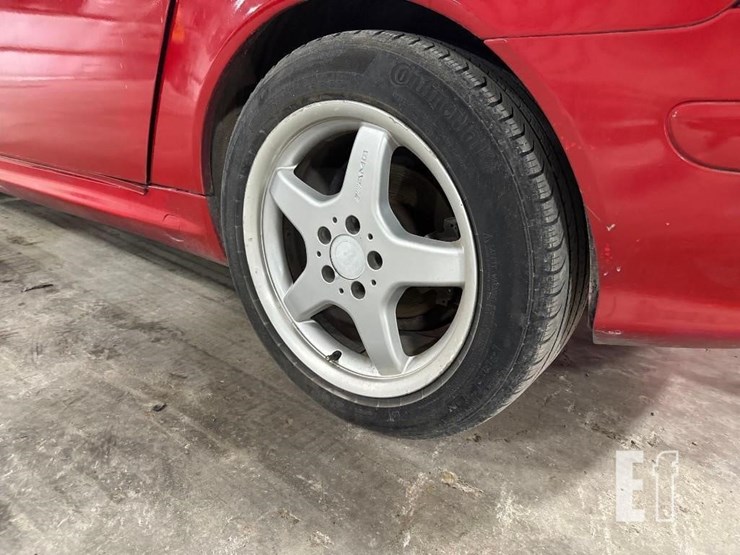 2003-mercedes-benz-slk320-image-15