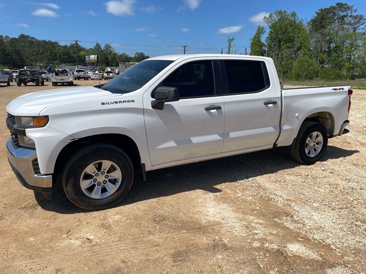 2019-chevrolet-silverado-1500-image-1