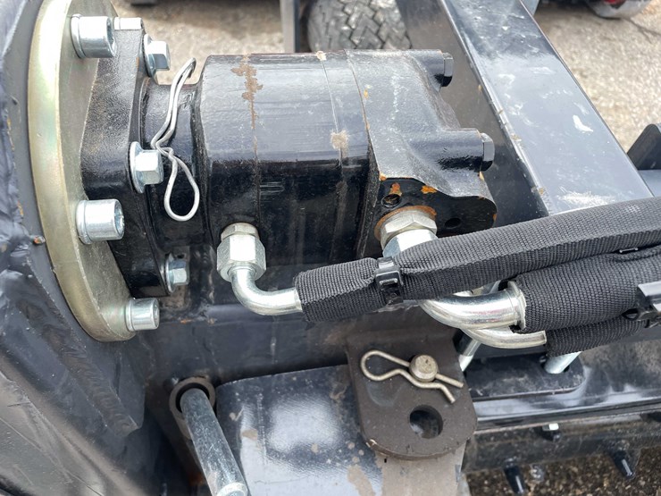 #7040-•-unused-arteer-72"-skid-steer-landscape-harley-rake-(o10)-image-9