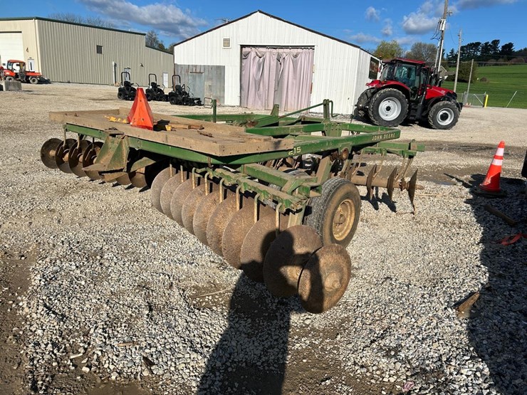 john-deere-14-image-4