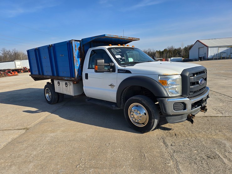 2016-ford-f550-image-18