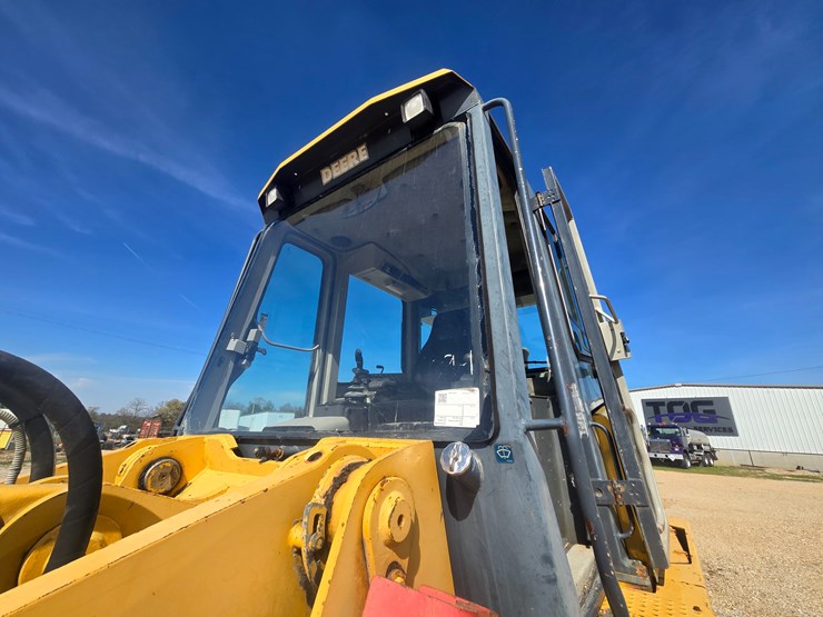 2004-deere-755c-image-85