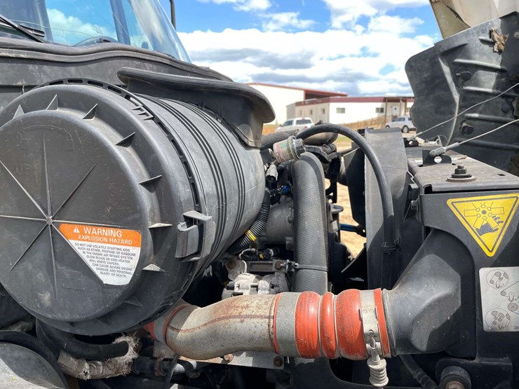 2008-international-durastar-4300-image-8