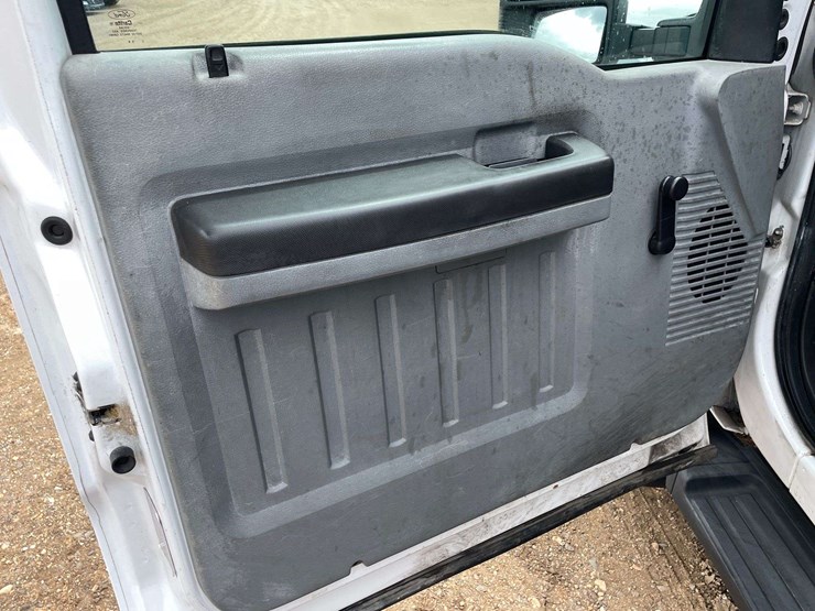 2012-ford-f450-image-9