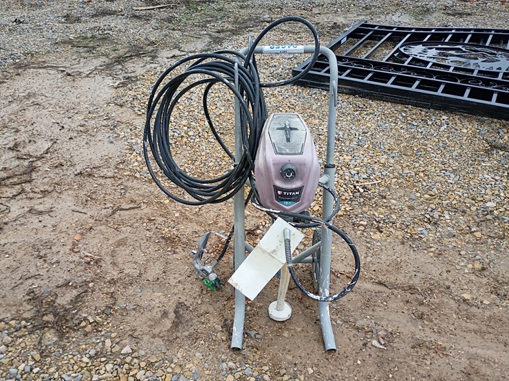 #21658-•-titan-airless-paint-sprayer-image-1