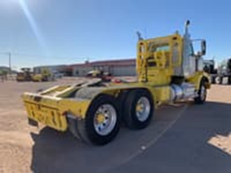 2012-western-star-4900-image-3