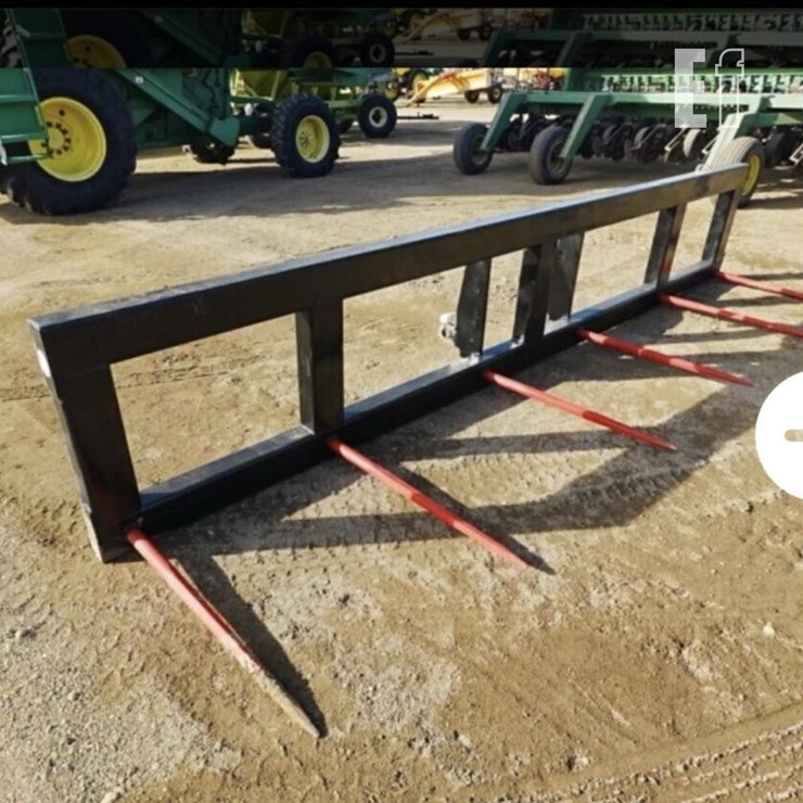 M&J MFG. TRIPLE BALE SPEAR