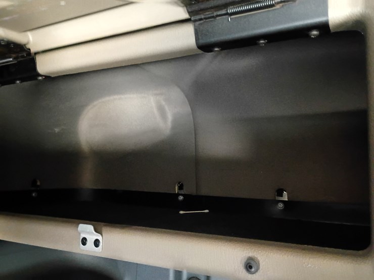 2009-freightliner-cascadia-125-image-79