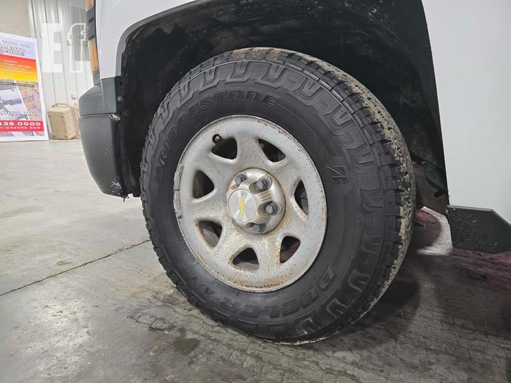 2015-chevrolet-silverado-1500-image-19