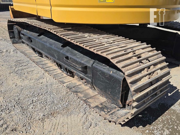 2019-caterpillar-325flcr-image-32