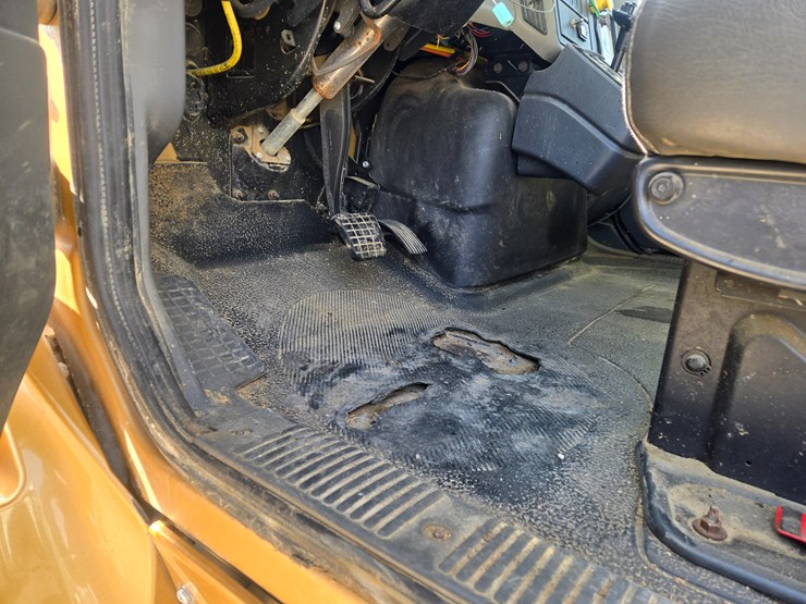 2013-international-workstar-7400-image-47