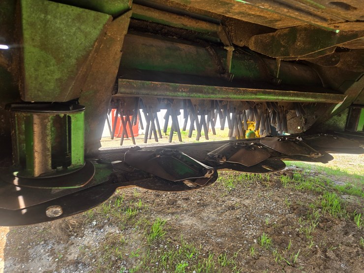 john-deere-630-image-29